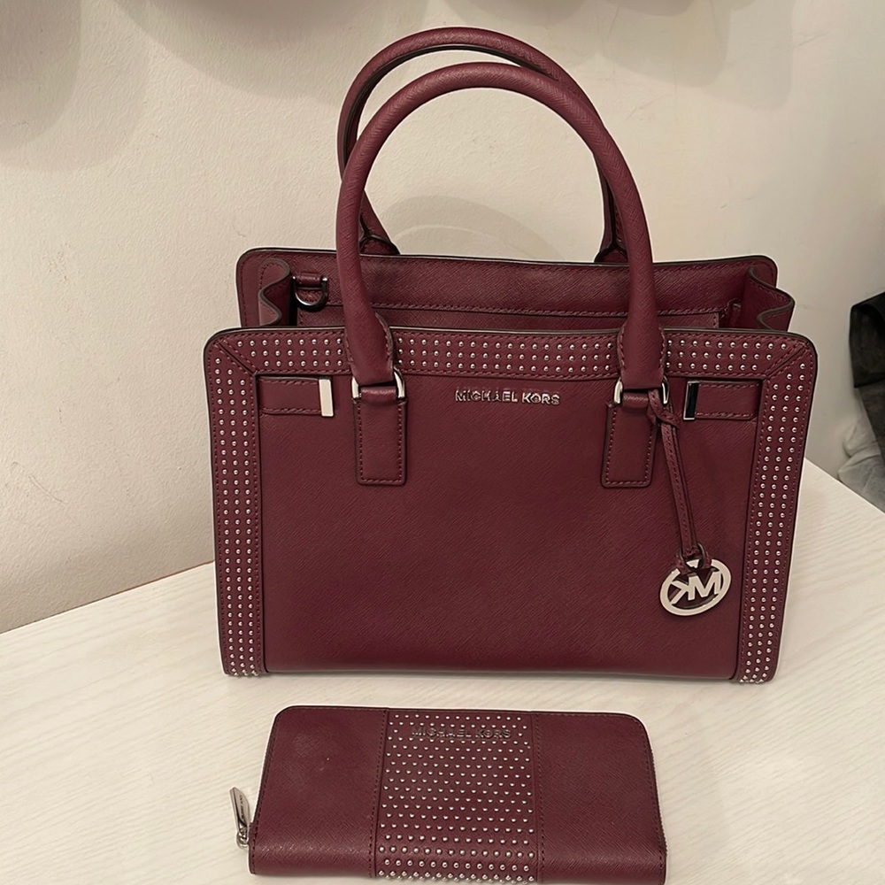 Burgundy Medium Michael Kors